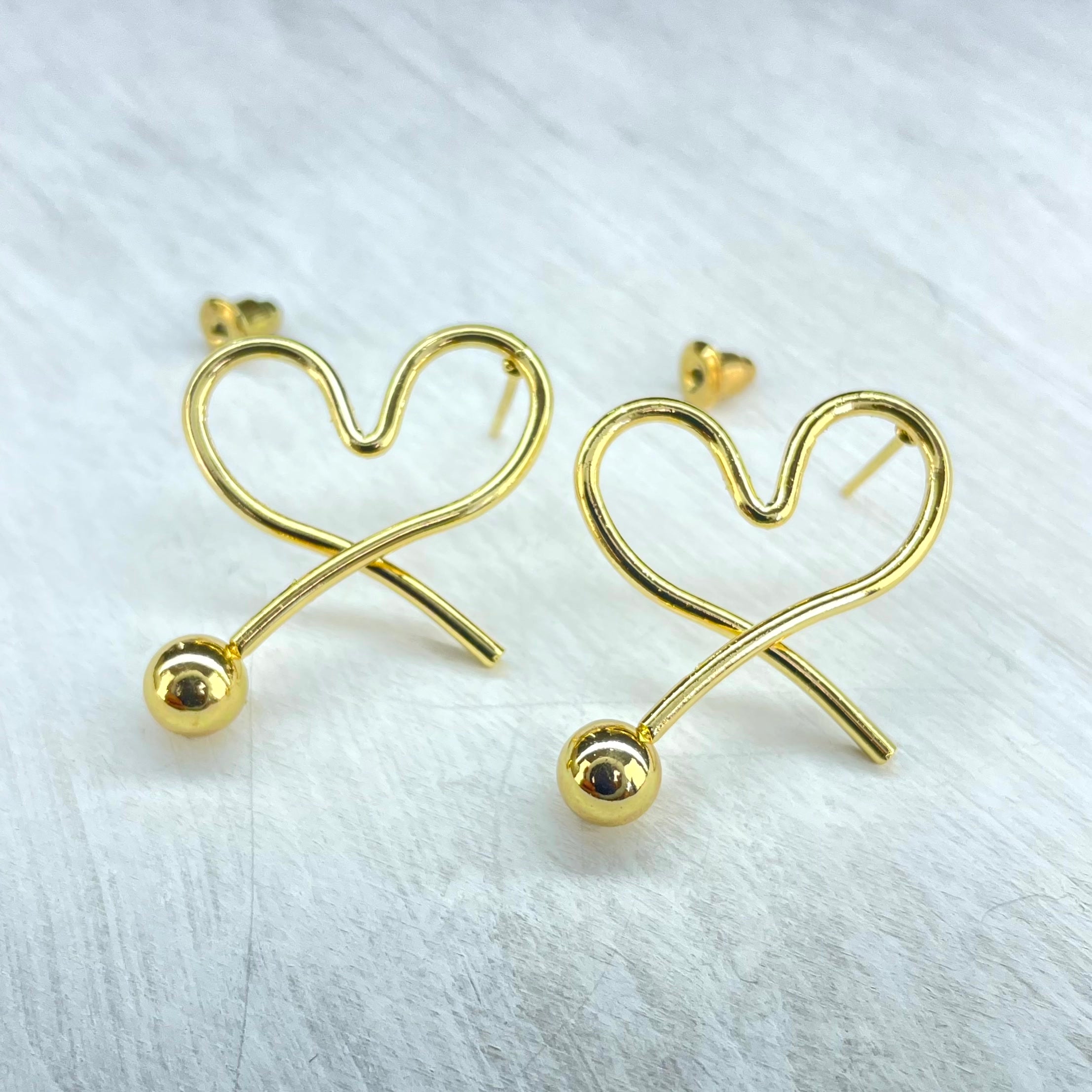 Geo Heart Shaped Earring